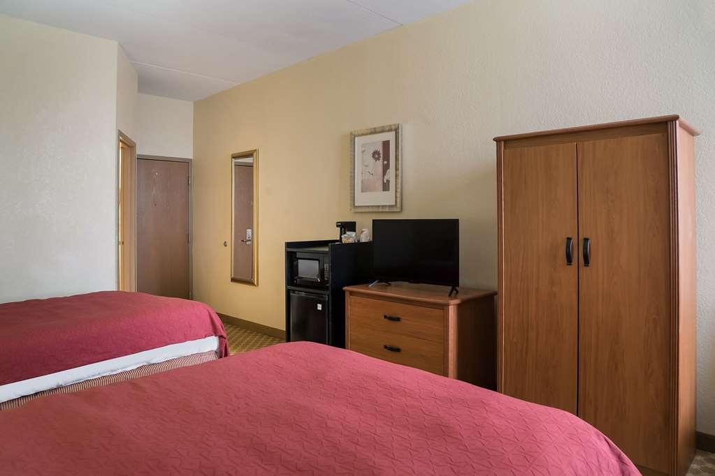 Quality Inn & Suites Saginaw Cameră foto